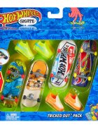 Hot Wheels Set 4 mini skateboarduri si 2 perechi pantofi HNG72