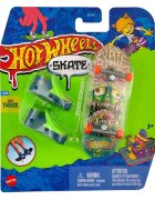 Hot Wheels Set mini placa skateboard cu pantofi HVJ72