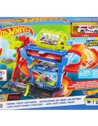 Hot Wheels Spalatorie auto cu circuit si tunel HTN80