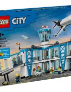 LEGO® City - Aeroport cu avion (60502)