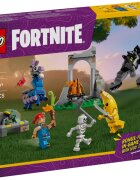 LEGO® Fortnite - Tabara lui Peely si Sparkplug (77075)