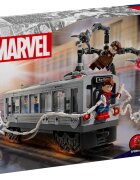 LEGO® Super Heroes - Lupta de pe acoperisul trenului dintre Omul-Paianjen si Doc Ock (76321)