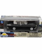 New Ray Masina metalica Chrysler C-300 1955 1:43