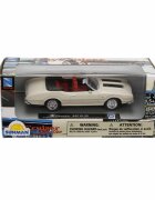 New Ray Masina metalica Oldsmobile 442 W-30 1:43