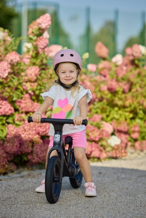Adamex Bicicleta de echilibru pentru copii Speed M8 pliabila fara pedale cu Saua reglabila si manere confortabile 2-5 ani pana la 35 kg Black Onyx