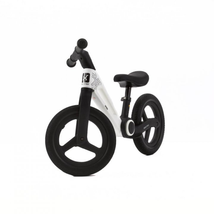 Adamex Bicicleta de echilibru pentru copii Speed M8 pliabila fara pedale cu Saua reglabila si manere confortabile 2-5 ani pana la 35 kg Snow White