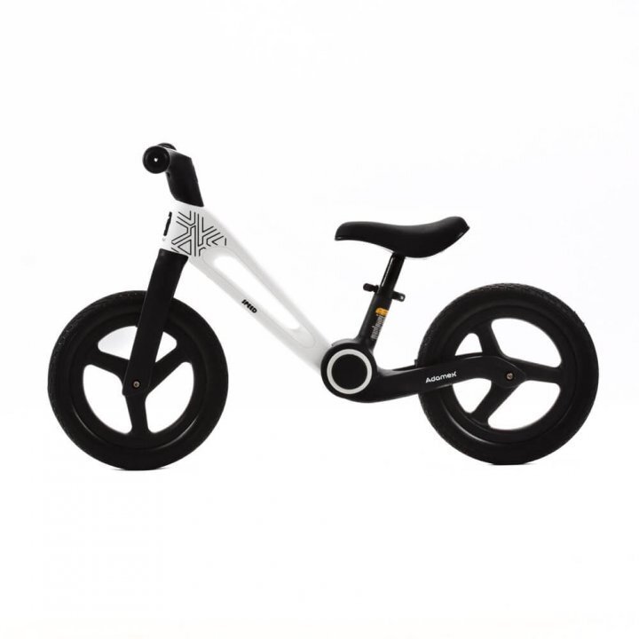 Adamex Bicicleta de echilibru pentru copii Speed M8 pliabila fara pedale cu Saua reglabila si manere confortabile 2-5 ani pana la 35 kg Snow White