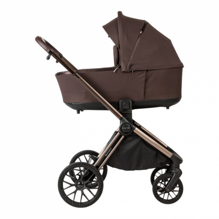 Adamex Carucior 2 in 1 Bianco Deluxe Collection cu suspensii maner reglabil certificat EN18882022 pana la 22 kg Chocolate Brown