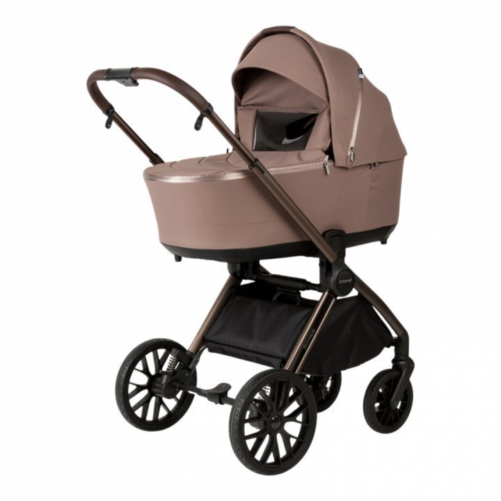 Adamex Carucior 2 in 1 Bianco Deluxe Collection cu suspensii maner reglabil certificat EN18882022 pana la 22 kg Chocolate Fango