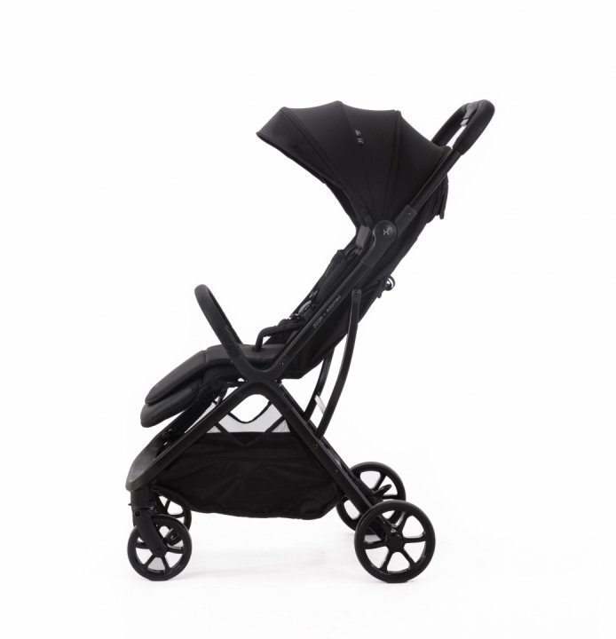 Adamex Carucior sport autofold Zoom Negru pliere compacta cu o singura mana pana la 22 kg 6 luni+