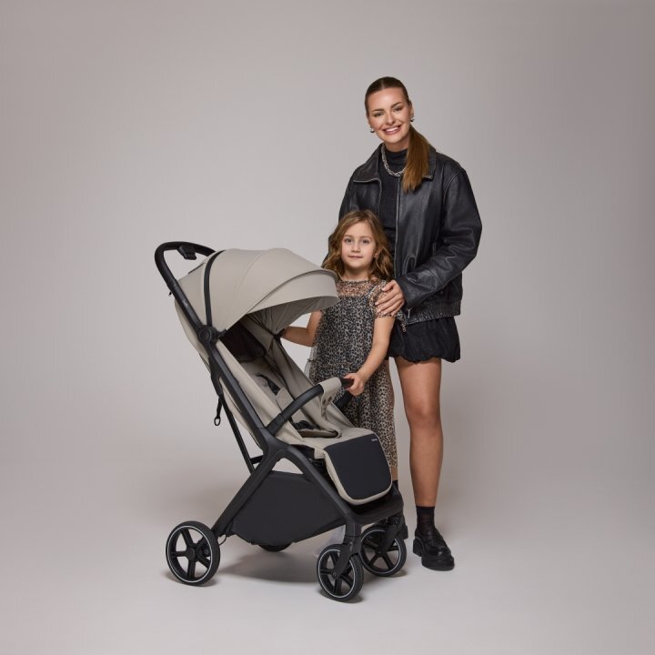 Adamex Carucior sport pentru copii Bello Olive tip troller pliere automata copertina XXL pana la 22 kg 6 luni+
