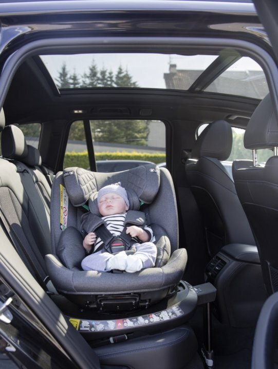 Adamex Scaun auto pentru copii cu isofix 4 in 1 Trip omologat R129 i-Size rotativ cu picior de fixare 12 niveluri de ajustare a suportului pentru cap 40-150 cm sau 0-12 ani Gri