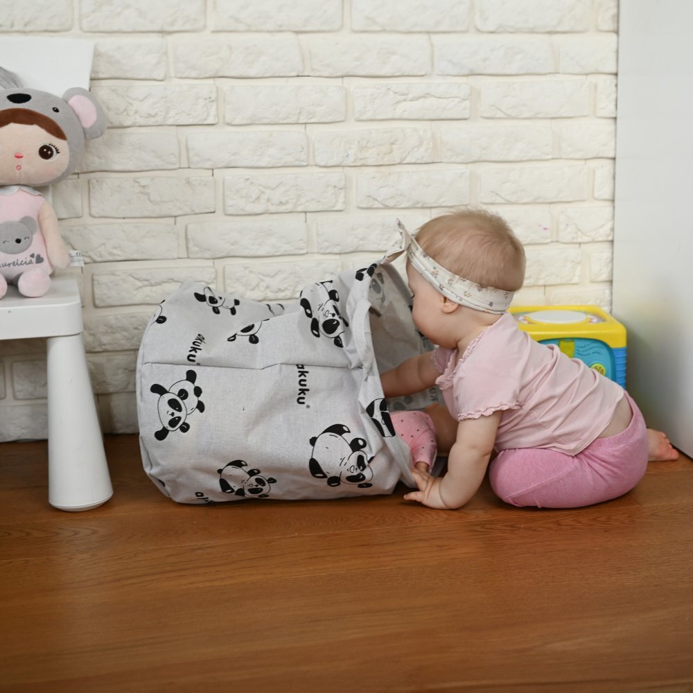 Akuku Cos pliabil textil Panda pentru jucariihaine cu manere practiceinterior impermeabildimensiune 37x43 cmsupraimprimare cu desene