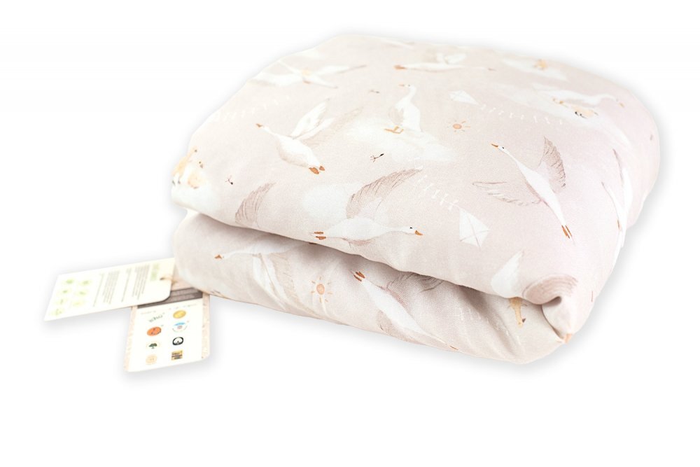AMY Pilota pentru copii din bumbac cu fata dubla si umplutura hipoalergenica BabySoft Gasca bej 140x100cm