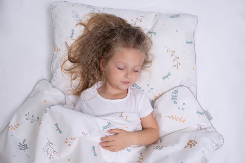 AMY Set lenjerie din bumbac cu protectie laterala fata dubla pentru pat bebelusi 120 x 60 cm Airy Beige