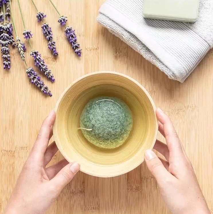 Aromandise Burete natural Konjac cu argila verde si ceai verde