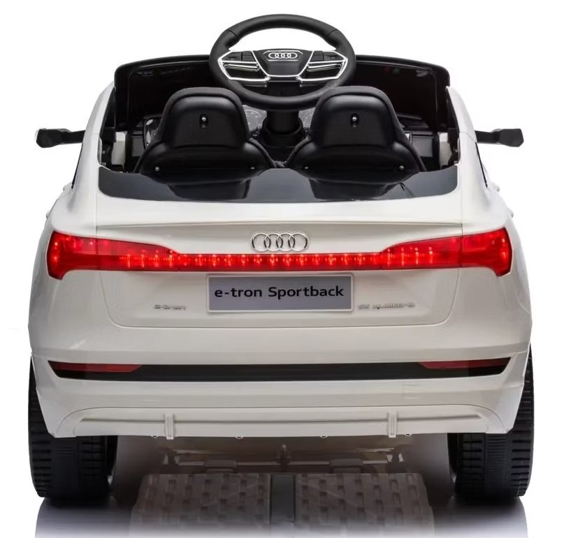 Audi Masinuta electrica pentru copii cu licenta E-Tron Sportback White cu telecomanda 2.4G acumulator 12V4.5Ahmotoare 80wlumini ledmuzicapornire la butonusi cu deschideremp3usbfunctie swing3 viteze din telecomanda