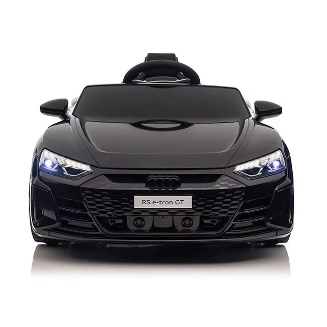 Audi Masinuta electrica pentru copii cu licenta RS E-Tron GT BlackTelecomandaRoti EVAAcumulator 12V 45AhIncarcator inclusCentura de sigurantaLumini LEDSlow StartIndicator baterieUsi cu deschidereSistem troller