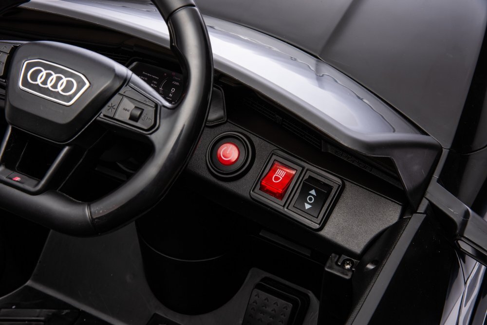 Audi Masinuta electrica pentru copii cu licenta SQ8 E-Tron 12V Blackechipare Premiumtelecomanda 24G2 motoarex39wroti EVAscaun din pielesuspensiiusi cu deschiderelumini LEDmuzica