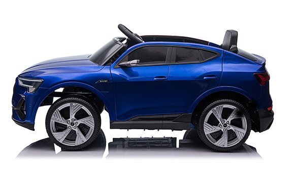 Audi Masinuta electrica pentru copii E-Tron SportBack Blue cu licentaroti evascaun pieleacumulator 12Vsuspensiisistem trollerusi cu deschidereslow startlumini LEDmp3usboglinzi retrovizoaresarcina maxima 30 kg