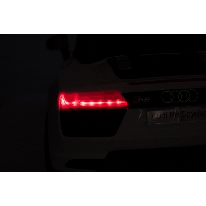 Audi Masinuta electrica pentru copii R8 alb 70W cu telecomanda lumini suspensii scaun piele si roti din spuma Eva