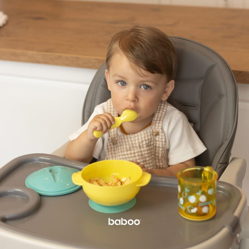 BABOO Bol galben cu ventuza capac si lingurita 6 luni+