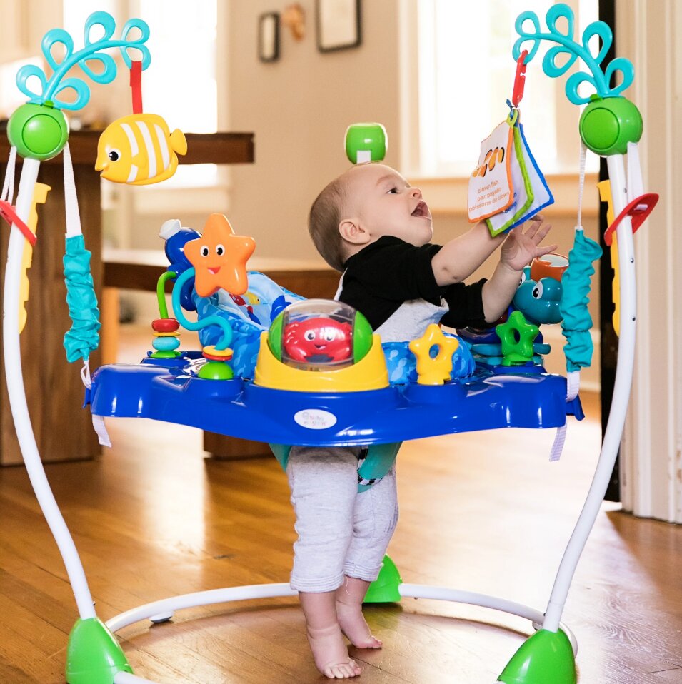 Baby Einstein Centru de activitati Neptunes Ocean Discovery Jumper