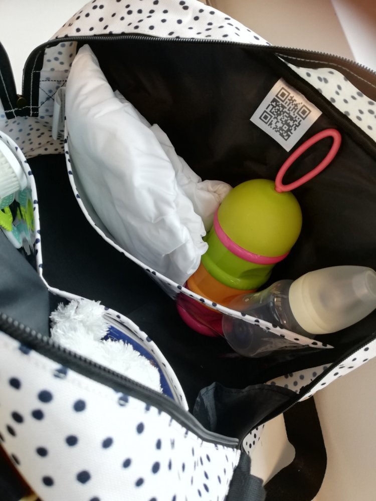 BABY ON BOARD Geanta de infasat Urban Dots