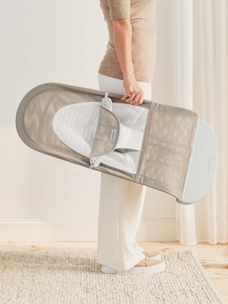 BabyBjorn Balansoar Balance Soft Grey BeigeWhite Mesh Baby Bjorn
