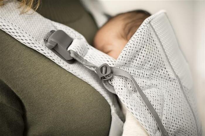 BabyBjorn Marsupiu anatomic One Air Silver 3D Mesh