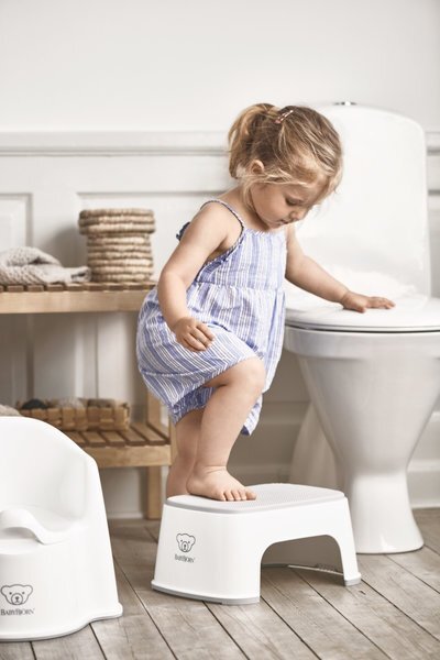 BabyBjorn Treapta inaltator pentru baie Step Stool white