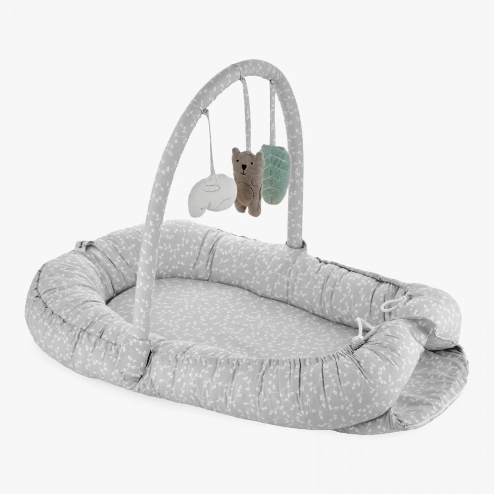 BabyJem Salteluta Baby Nest cu bara jucarii Between parents Gri