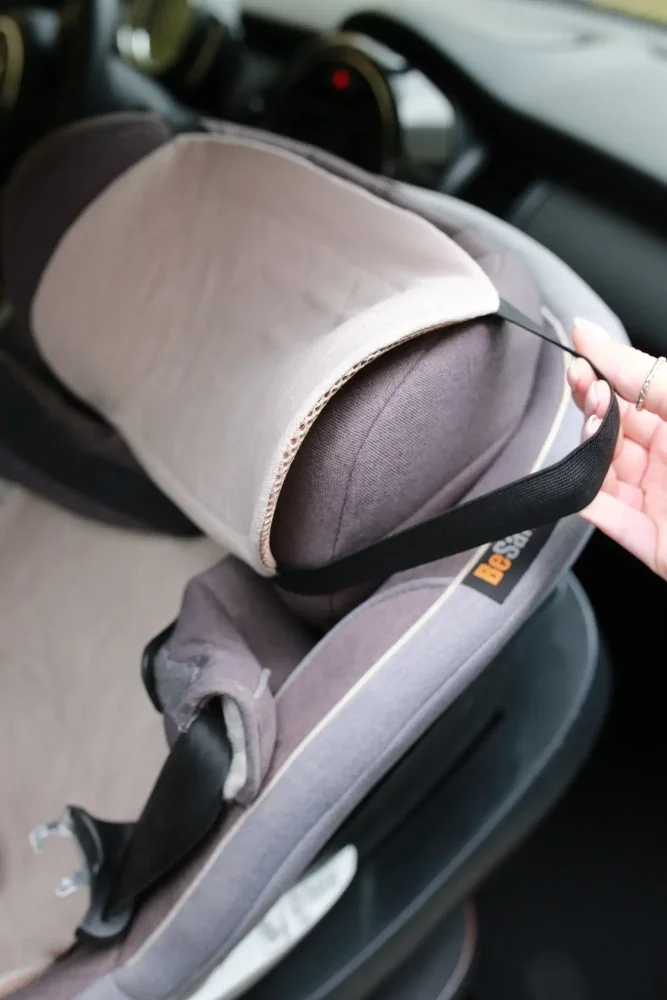 BabyLy Insert antitranspiratie din in pentru scaun auto design 3D respirabil