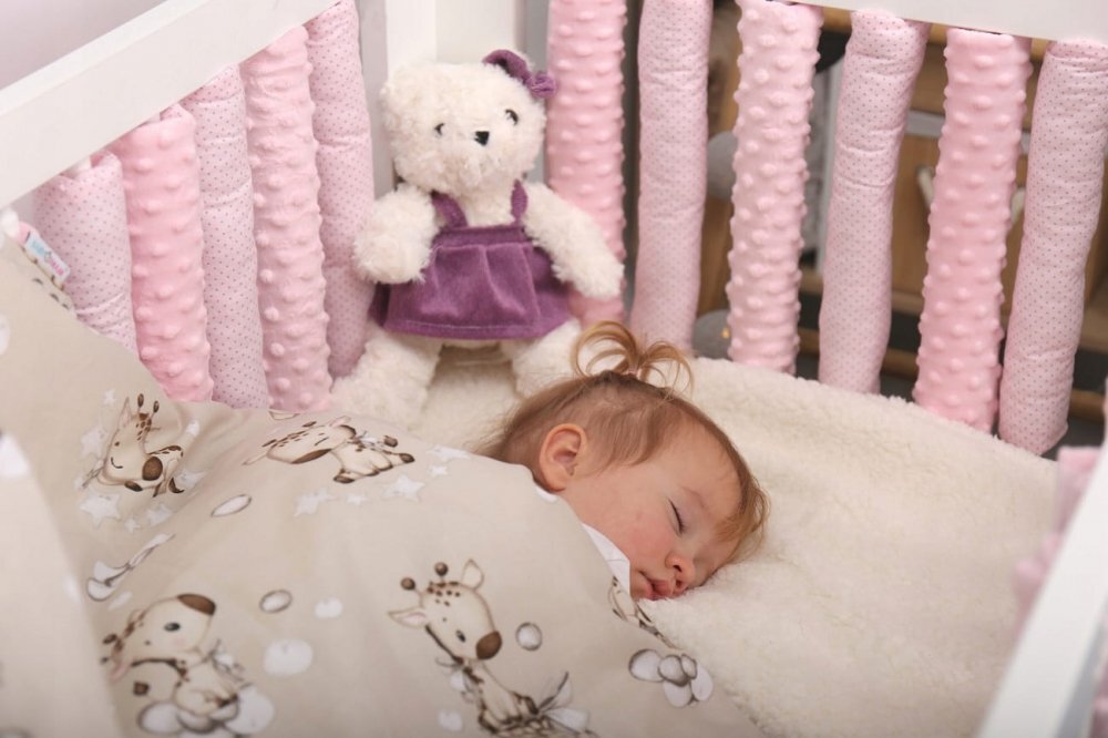 BabyMam Set 20 de protectii individuale pentru patut copii o parte 100 bumbac si cealalta parte din minky moale fixare cu benzi velcro Pink