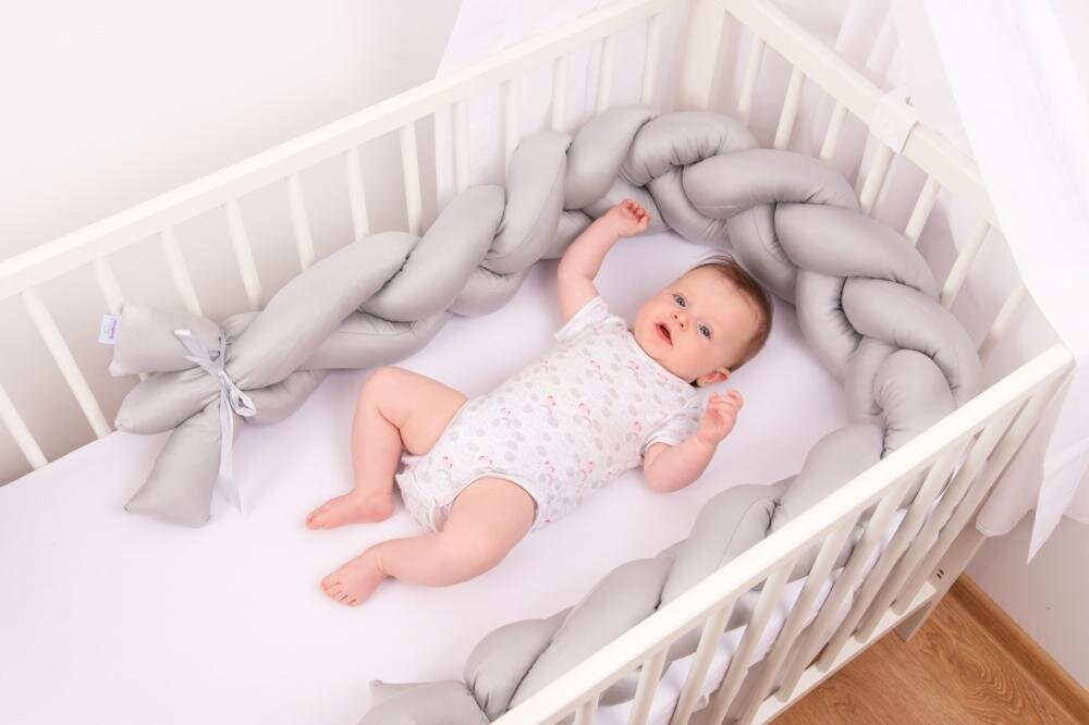 BABYMATEX Protectie laterala din bumbac Bumper impletit The Braid Grey 2 m inaltime 16 cm material exterior din bumbac satinat umplutura antialergica din fibre siliconate