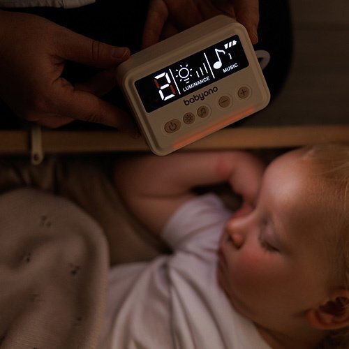 BABYONO Aspirator nazal electric pentru bebelusi si copii Soffio cu lumina LED reglabila functii muzicale 9 nivele de aspiratie 3 capete din silicon baterie 2600mAh recomandat de la nastere