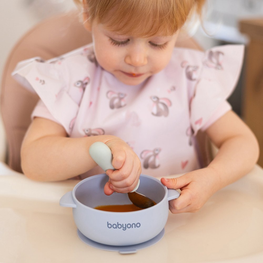 BABYONO Bol din silicon cu ventuza si capac Albastru
