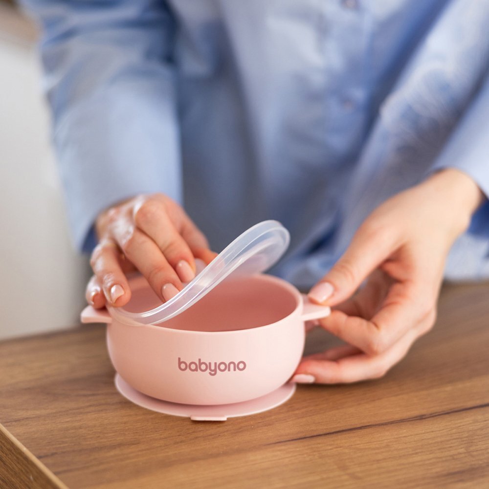 BABYONO Bol din silicon cu ventuza si capac Roz