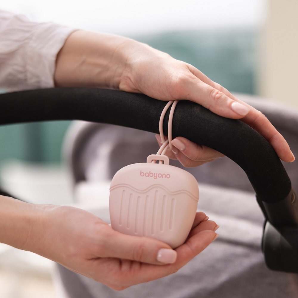 BABYONO Husa de protectie din silicon Roz pentru suzeta