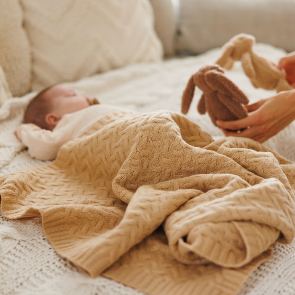 BABYONO Paturica pentru copii Maro din lana merinos