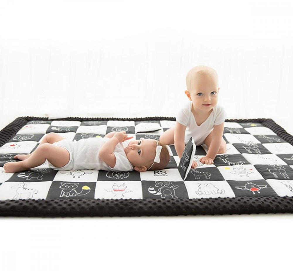 BabySteps Covor de joaca termoizolant cu activitati senzoriale 120x140cm Contrast