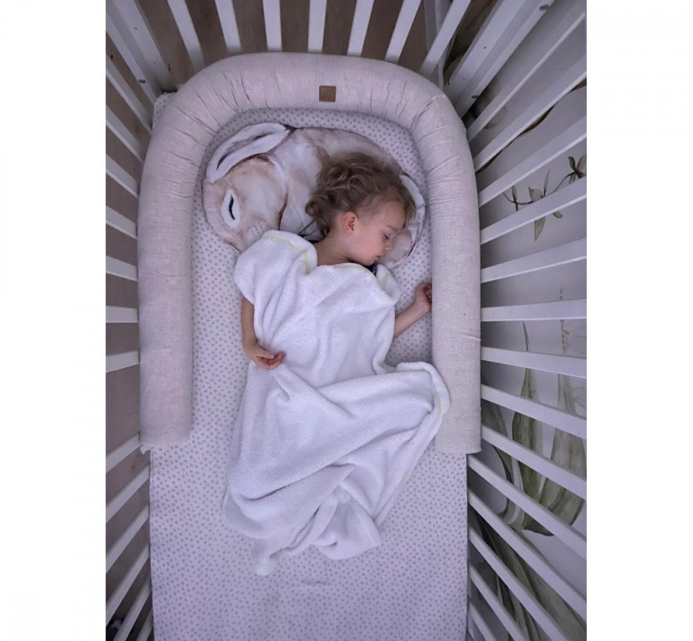 BabySteps Suport de dormit Babynest 2 in 1 bara protectie patut Premium din in Sepia Rose 95x53 cm