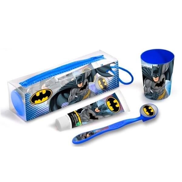 Batman Set ingrijire orala pentru calatorie Periuta cu capac pasta de dinti 75 ml pahar si borseta pentru baieti