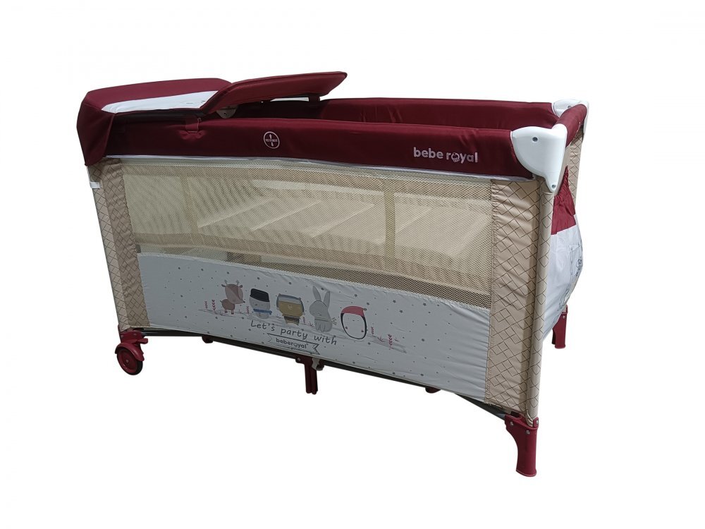 Bebe Royal Patut pliabil Little Friend Rosu pliabil cu masuta de infasat usita cu fermoar roti cu sistem de blocare geanta de transport