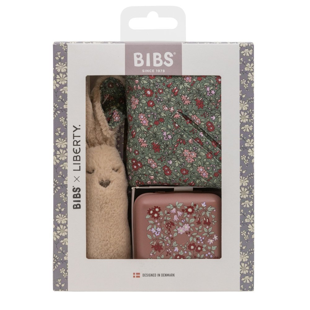 BIBS Set cutie cadou X Liberty Xmas Bundle cu bavetica cutie de suzeta clip suzeta si jucarie multisenzoriala