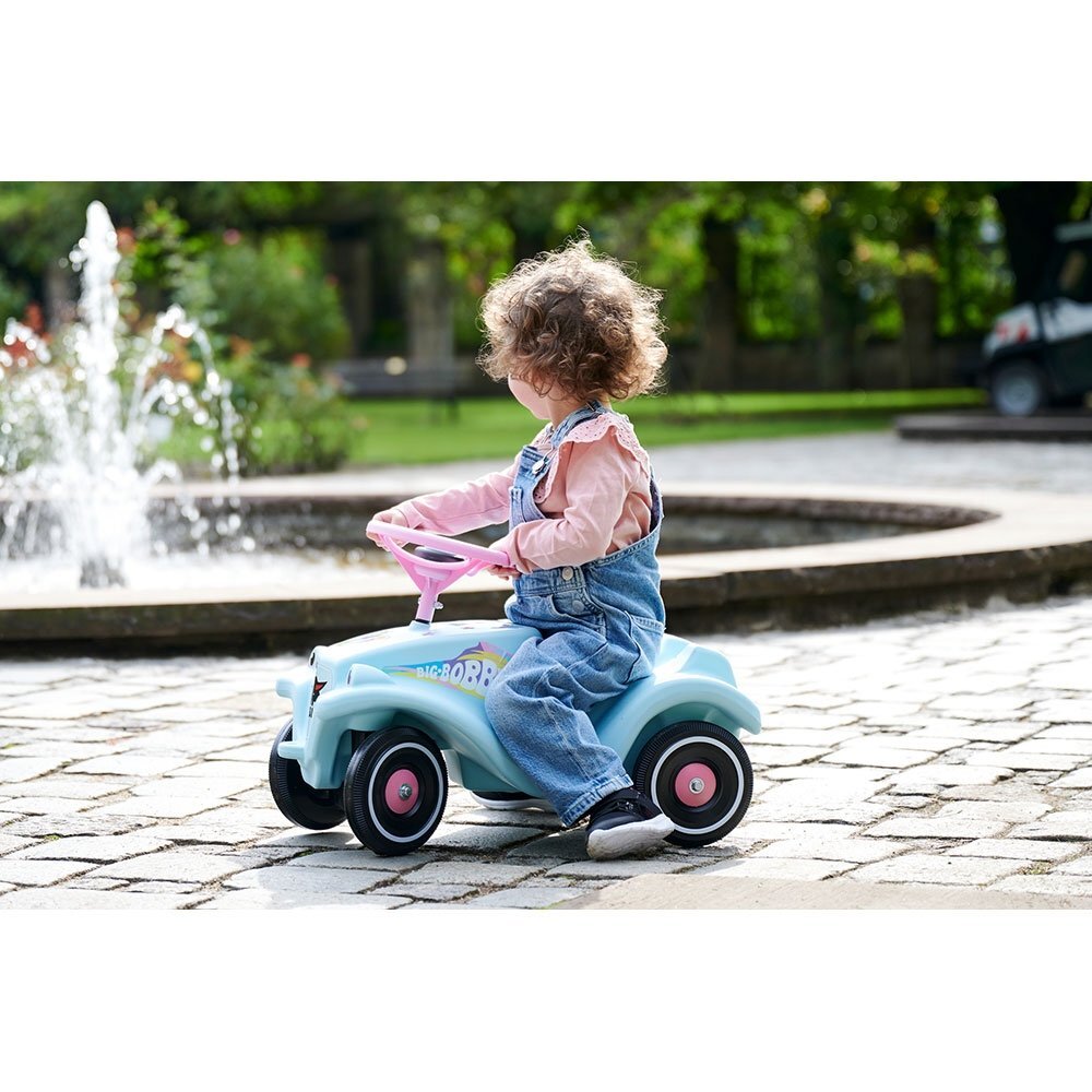 BIG Masinuta pentru copii fara pedale Bobby Car Classic Unicorn cu roti robustesezut ergonomic volan cu claxonsistem de cuplaj a unei remorci in fata si in spate de la 1 an pana la greutate maxima admisa 50 kg