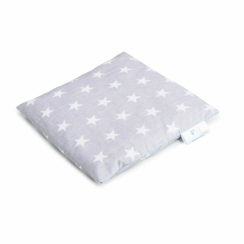Bocioland Pernuta anticolici Bociolad Umpluta cu samburi de cirese Cu husa din bumbac 20x20 cm 0 luni+ Grey Stars