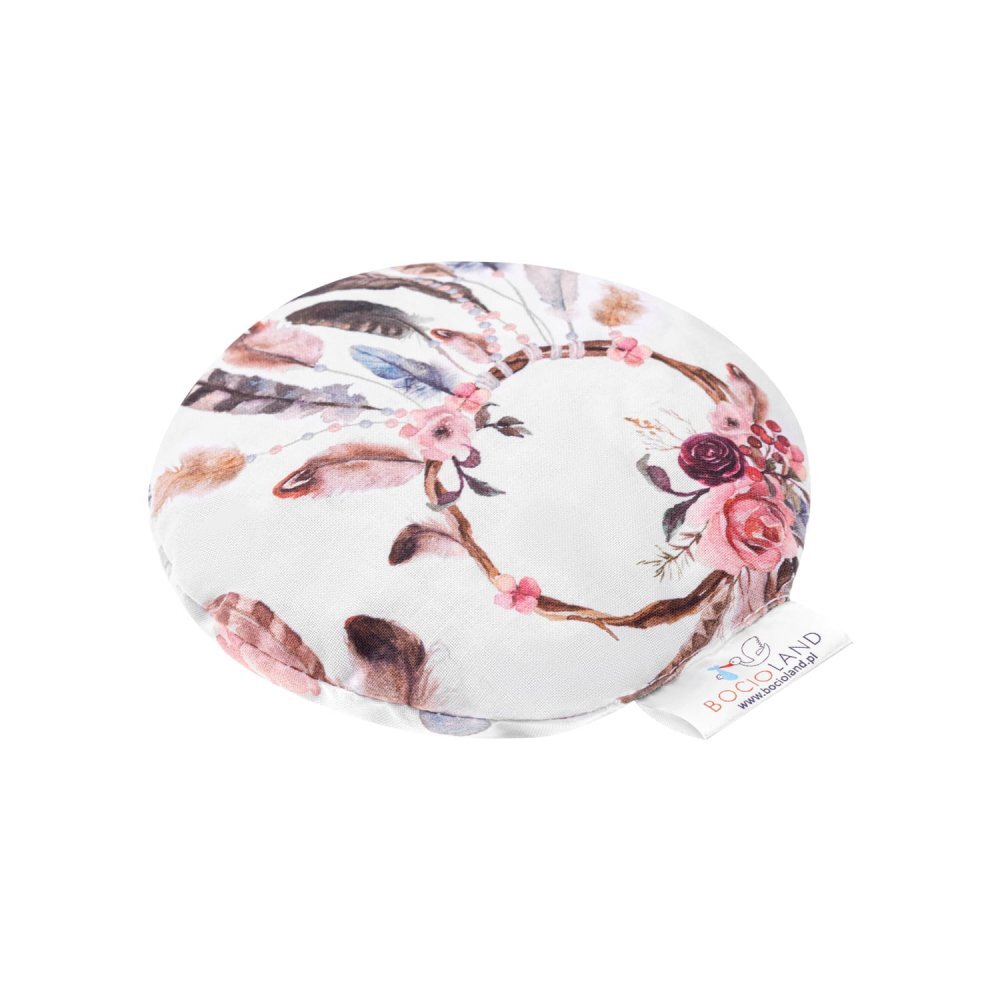 Bocioland Pernuta Boho Catcher umpluta cu samburi de cirese 180g husa din bumbac