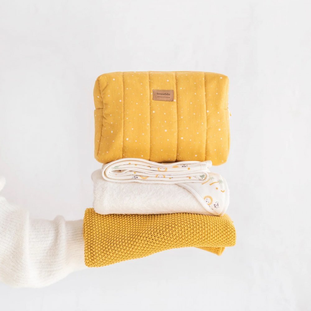 Bonjourbébé Prosop de baie cu gluga pentru bebelusi 0-5 ani bumbac certificat OEKO-TEX 100x100 cm Nairobi Mustard