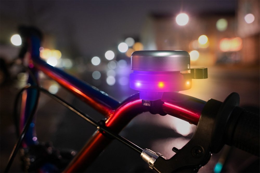 Brightz Clopotel argintiu cu lumini led multicolore pentru bicicleta